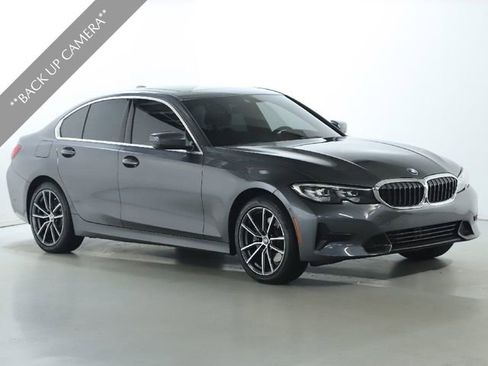 Used 2020 BMW 330i xDrive Sedan w/ Parking Assistance Package image 4