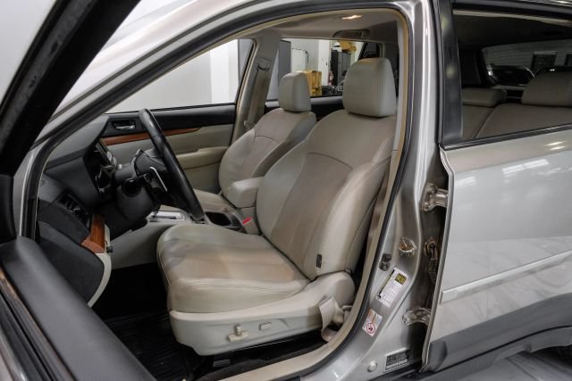 Used 2014 Subaru Outback 2.5i Limited AWD/4WD image 38