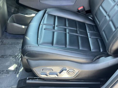 Used 2026 Kia EV9 Land w/ Nightfall Edition Package AWD/4WD image 30