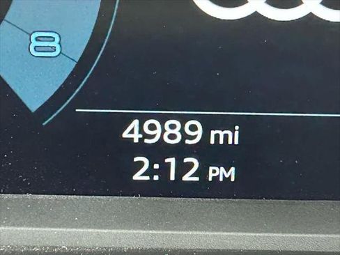 Certified 2025 Audi Q3 2.0T Premium Plus w/ Premium Plus Package image 11