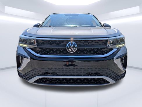 Used 2022 Volkswagen Taos S FWD image 8