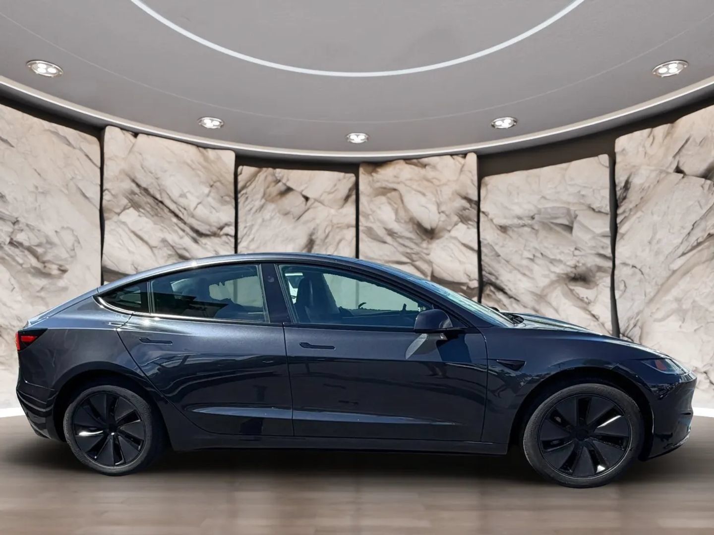 Used 2025 Tesla Model 3 Long Range RWD image 4