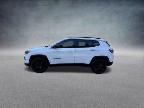 Certified 2022 Jeep Compass Latitude AWD/4WD image 4