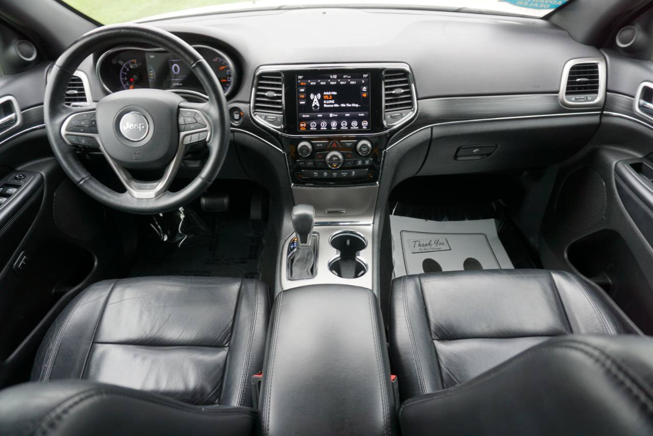 Used 2019 Jeep Grand Cherokee Limited AWD/4WD image 10