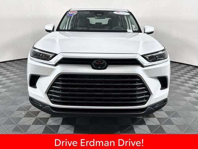 Certified 2025 Toyota Grand Highlander FWD image 2