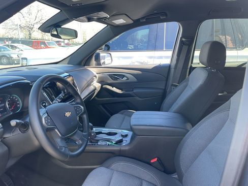 Certified 2023 Chevrolet Traverse LT image 5