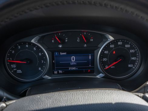 Used 2019 GMC Terrain SLE w/ Black Edition image 12