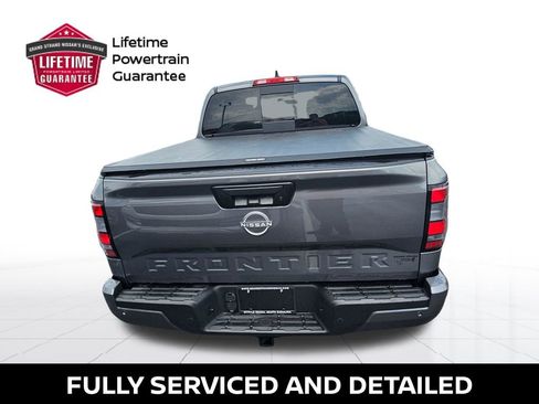 Used 2025 Nissan Frontier SV w/ SV Convenience Package RWD image 9
