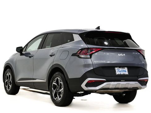 Used 2025 Kia Sportage LX image 8