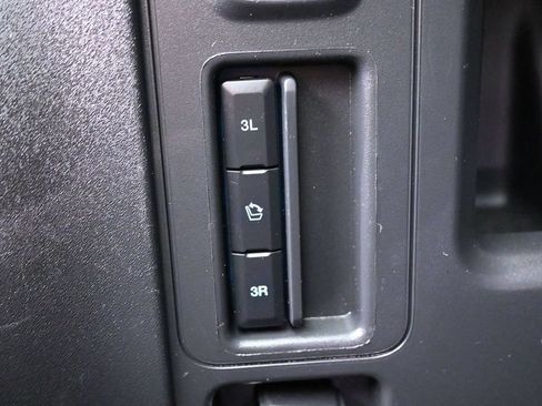 Used 2025 Ford Expedition Active AWD/4WD image 27