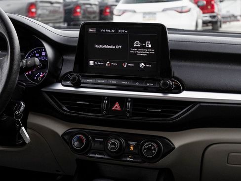 Used 2023 Kia Forte LXS image 21