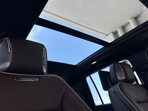 Used 2026 GMC Yukon XL Denali Ultimate AWD/4WD image 21