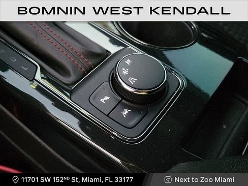 Used 2023 Chevrolet Blazer RS w/ Enhanced Convenience Package image 24