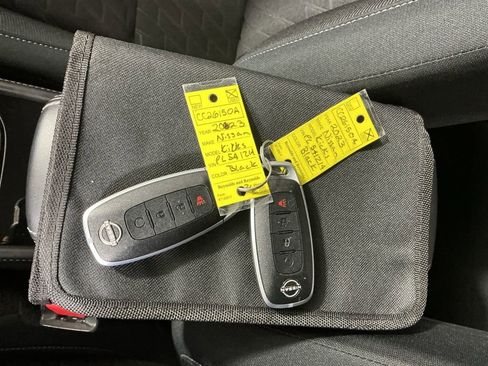 Used 2023 Nissan Kicks SV FWD image 22