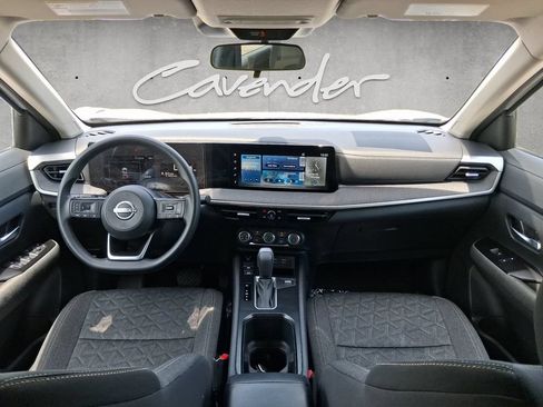 Used 2025 Nissan Kicks SV FWD image 20