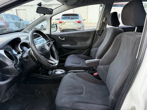 Used 2010 Honda Fit Sport image 2