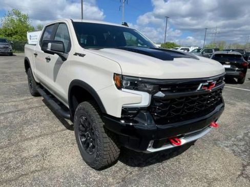 New 2026 Chevrolet Silverado 1500 ZR2 w/ LPO, Dark Essentials Package AWD/4WD image 4