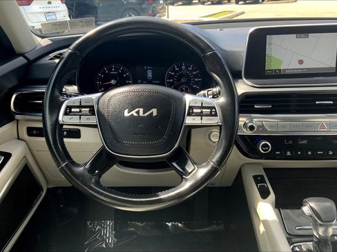 Used 2022 Kia Telluride S image 7