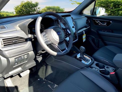 New 2025 Subaru Forester Limited image 7