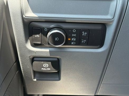 Used 2022 Ford F150 XLT w/ XTR Package image 25