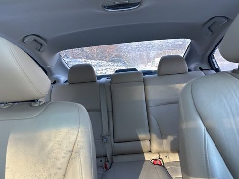 Used 2016 Subaru Legacy 2.5i Limited image 32