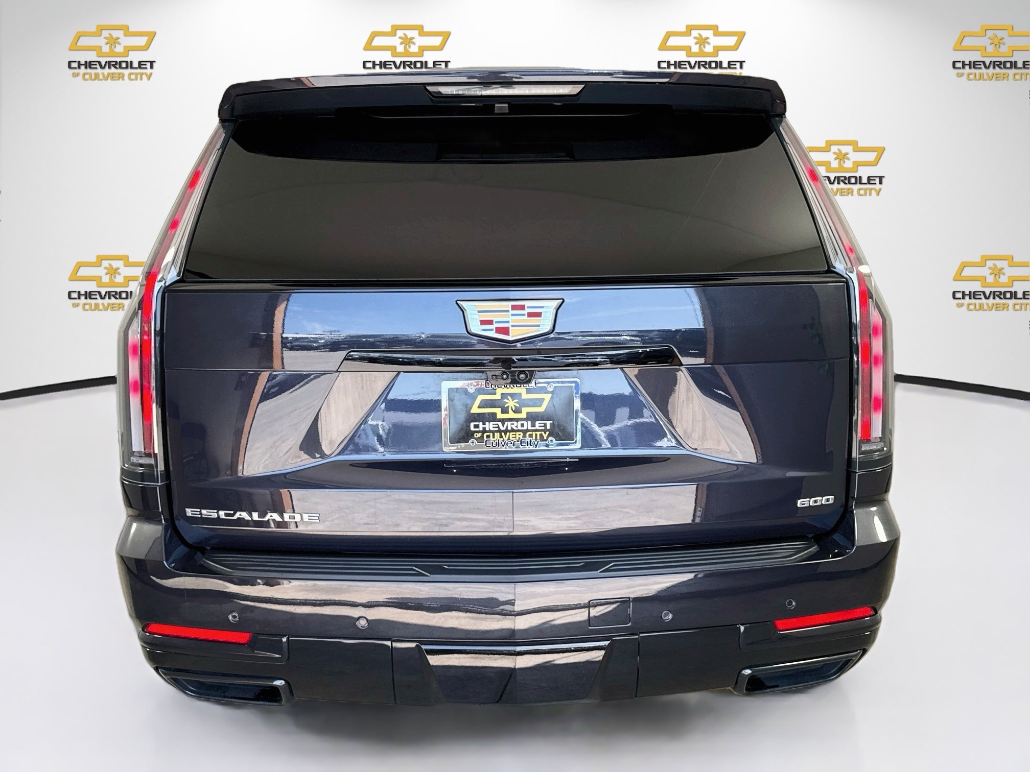 Used 2025 Cadillac Escalade ESV Sport w/ Touring Package AWD/4WD image 7