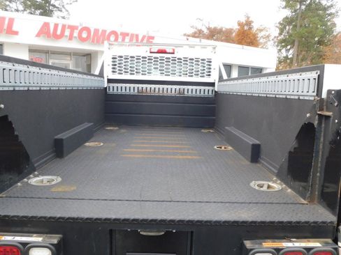 Used 2021 Chevrolet Silverado 3500 W/T w/ WT Fleet Convenience Package image 23