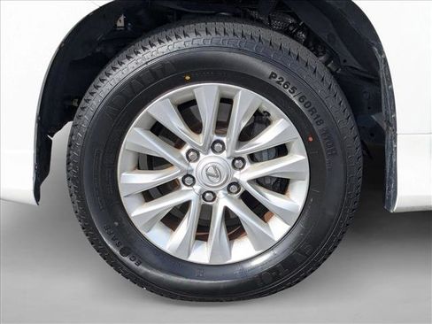 Used 2015 Lexus GX 460 image 28