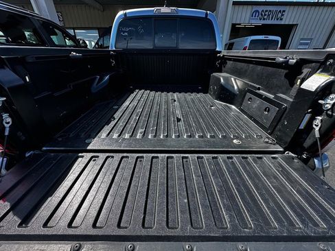 Used 2023 Toyota Tacoma SR image 15