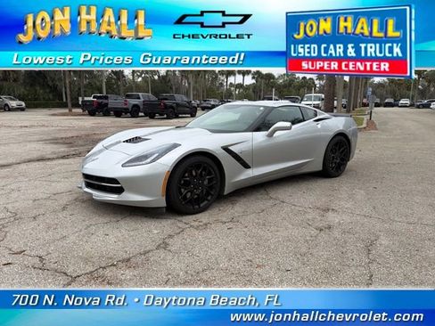 Used 2019 Chevrolet Corvette Stingray Coupe w/ 1LT image 2