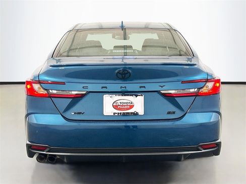 New 2026 Toyota Camry SE image 5