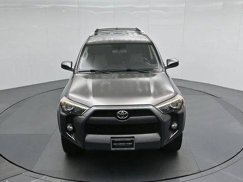 Used 2014 Toyota 4Runner SR5 RWD image 33