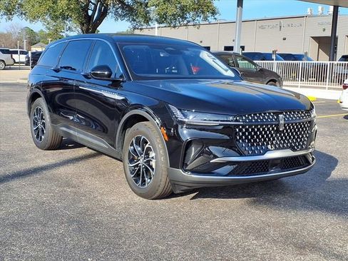 New 2026 Lincoln Nautilus Premier image 3