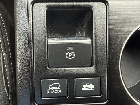 Used 2016 Subaru Outback 2.5i Premium AWD/4WD image 26