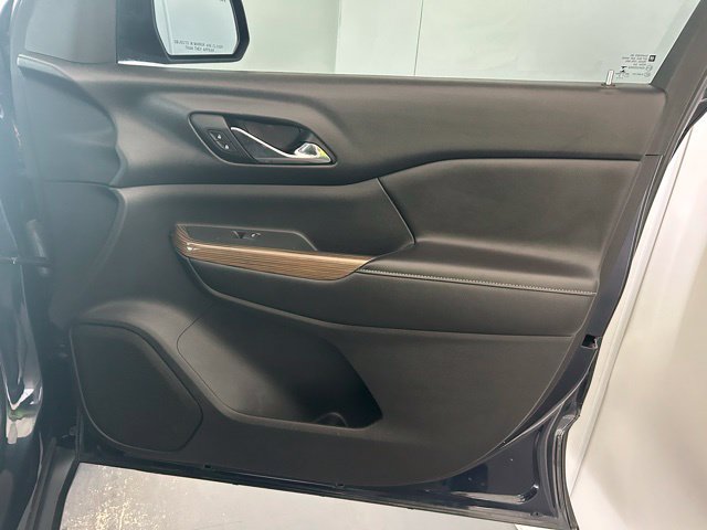 Used 2017 GMC Acadia SLE w/ Driver Alert Package I AWD/4WD image 20