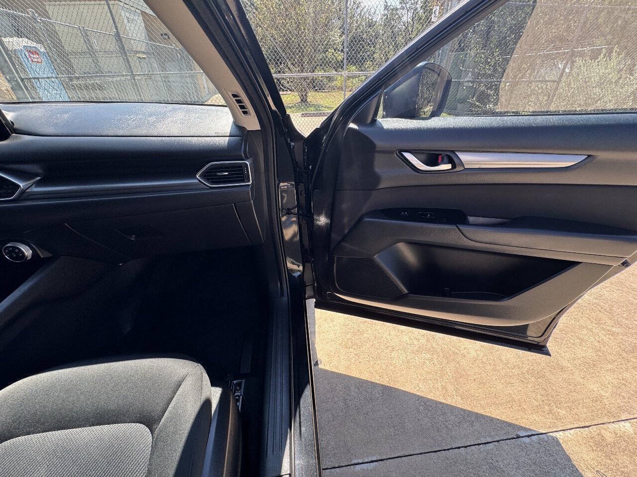 Used 2019 MAZDA CX-5 Sport w/ I-ACTIVSENSE Package FWD image 29