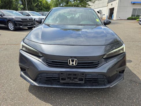 Used 2023 Honda Civic Sport image 2