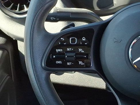 Used 2021 Mercedes-Benz Sprinter 2500 image 17