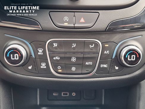Used 2024 Chevrolet Equinox RS w/ RS Leather Package FWD image 18