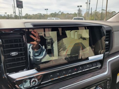 New 2026 GMC Sierra 1500 SLT w/ SLT Premium Plus Package image 23