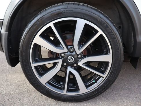 Used 2017 Nissan Rogue Sport SL w/ SL Premium Package image 44