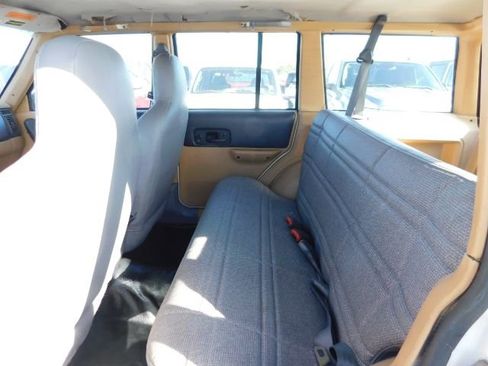 Used 1998 Jeep Cherokee Sport image 13