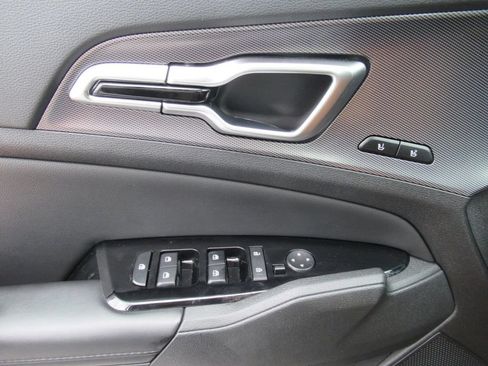 Used 2023 Kia Sportage SX FWD image 21