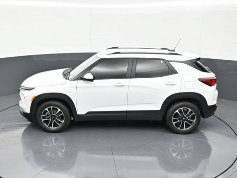 Used 2024 Chevrolet TrailBlazer LT FWD image 13