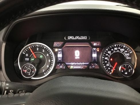 Used 2023 RAM 1500 Big Horn AWD/4WD image 11