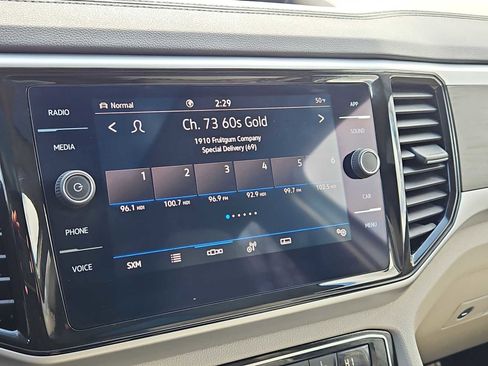 Used 2023 Volkswagen Atlas SE w/ Panoramic Sunroof Package image 28