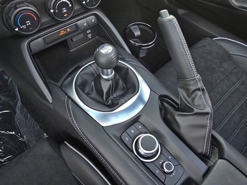 New 2025 MAZDA MX-5 Miata Club w/ Brembo/BBS Recaro Package image 19