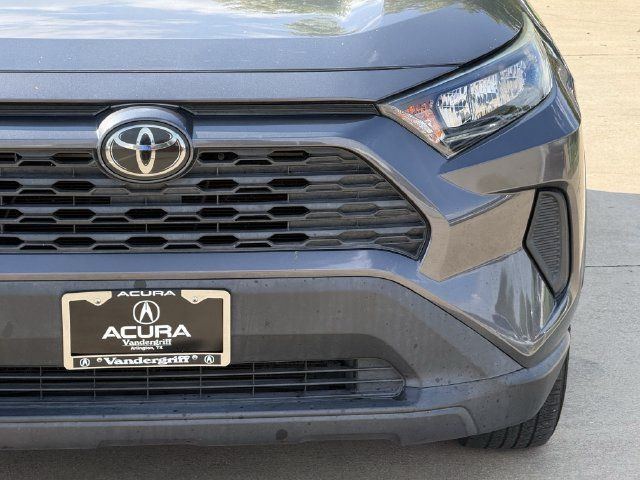 Used 2020 Toyota RAV4 LE FWD image 8