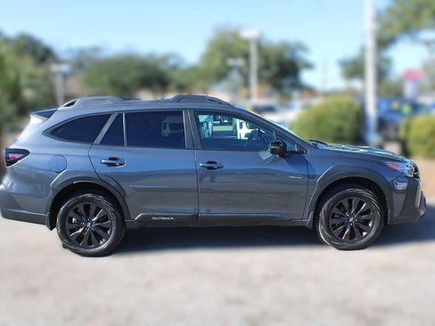 Used 2023 Subaru Outback Onyx Edition XT image 5