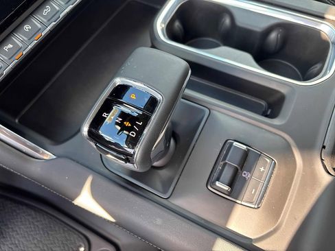 Used 2025 GMC Sierra 1500 Denali image 30